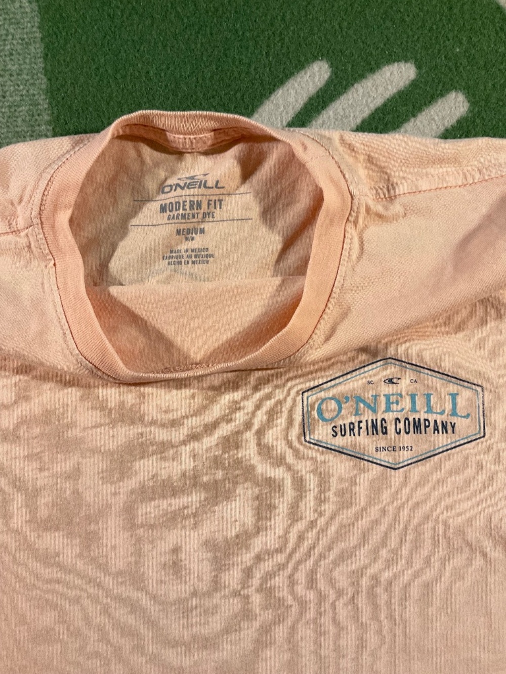 O’Neill Modern Fit Garment Dye Surf Graphic T-shirt- Kids (M)- Peach/ Coral